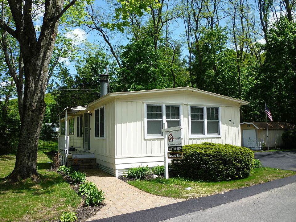 1st image of 75 Parkway Trailer Ct