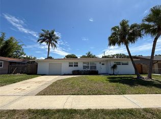 15573 Bedford Cir E, Clearwater, FL 33764