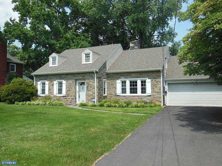 1st image of 9 Arbor Lea Rd