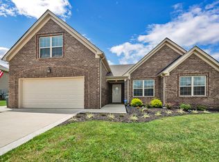 413 Golf Club Ln, Springfield, TN 37172