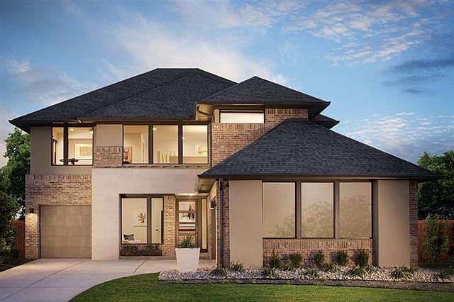 1st image of 765 Benalla Dr