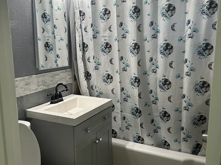 Full bathroom