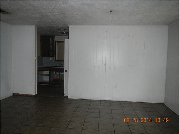 2nd image of 3025 Cornell Dr