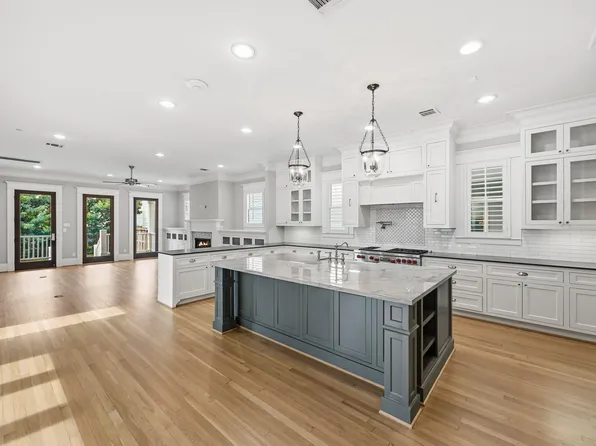 723 E 7th St, Houston, TX 77007