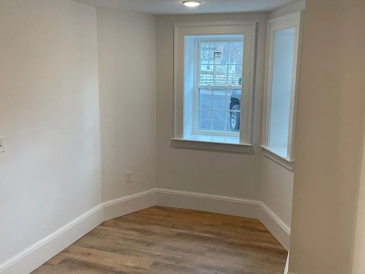134 Hope St — Photo 4
