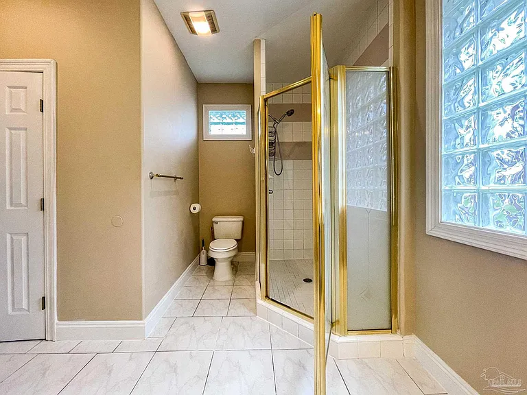 724 Ladner Dr — Photo 47
