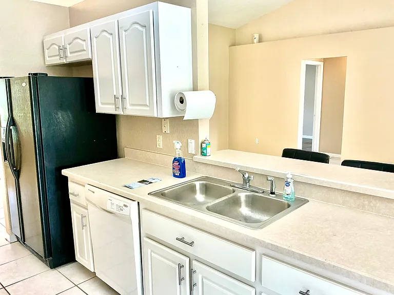 401 Harbour Lights Dr — Photo 43