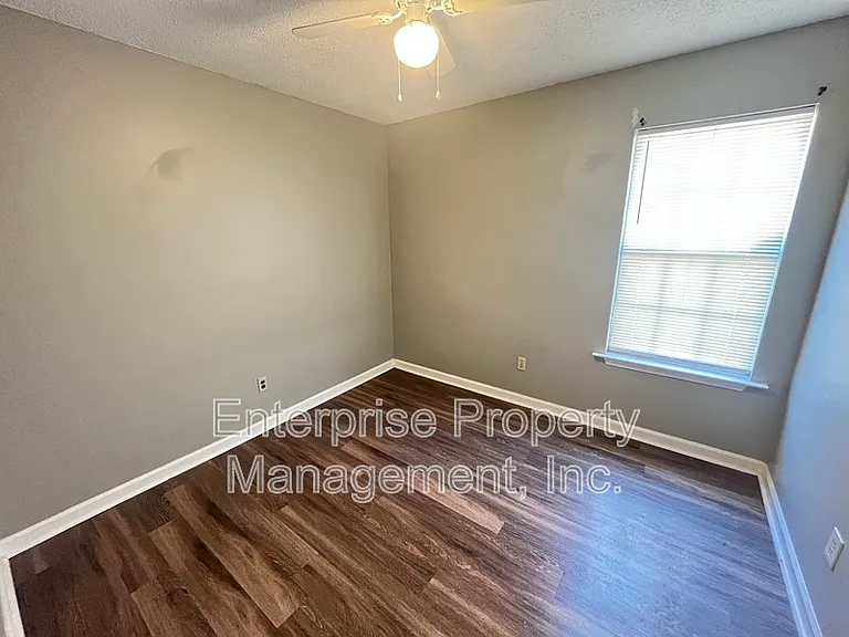 1744 Camille Way — Photo 10