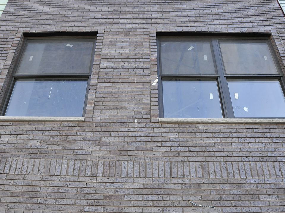 1st image of 578 Lafayette Ave #3