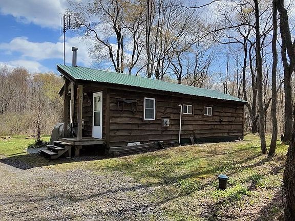 2nd image of 168 Carpenter Rd