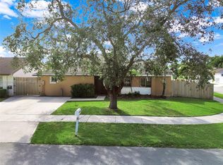 12332 SW 202nd Ter, Miami, FL 33177