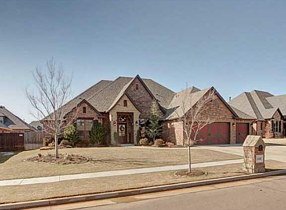 2nd image of 18505 N Feliz Dr