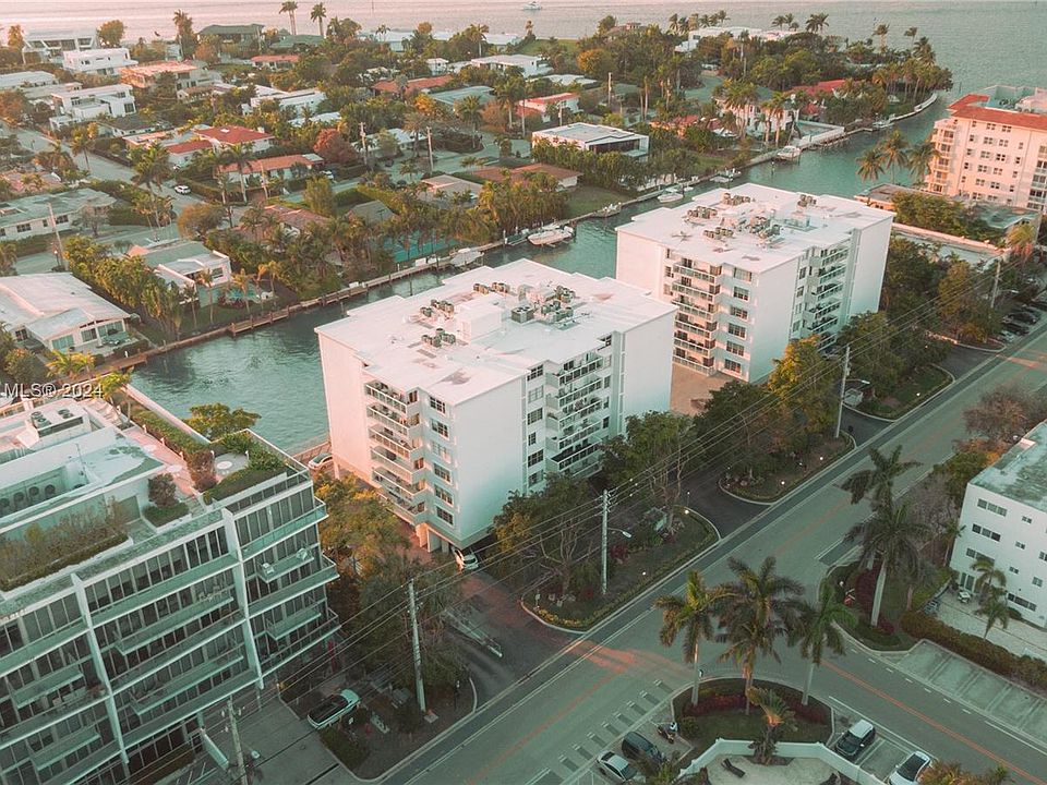 1st image of 10000 W Bay Harbor Dr APT 325