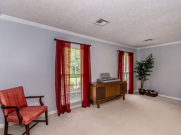 5th image of 110 Heritage Hills Dr