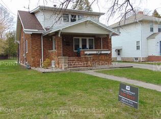 122 S Oneida St, Green Bay, WI 54303
