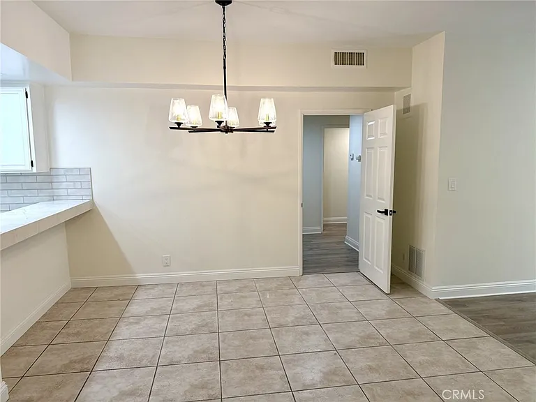 1630 S Bentley Ave #103 — Photo 8