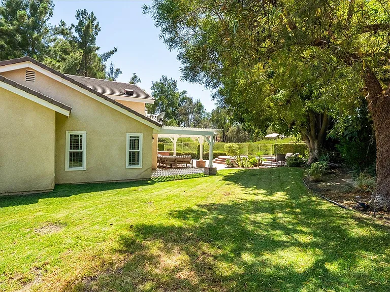 23621 Dunsmore Ln — Photo 40