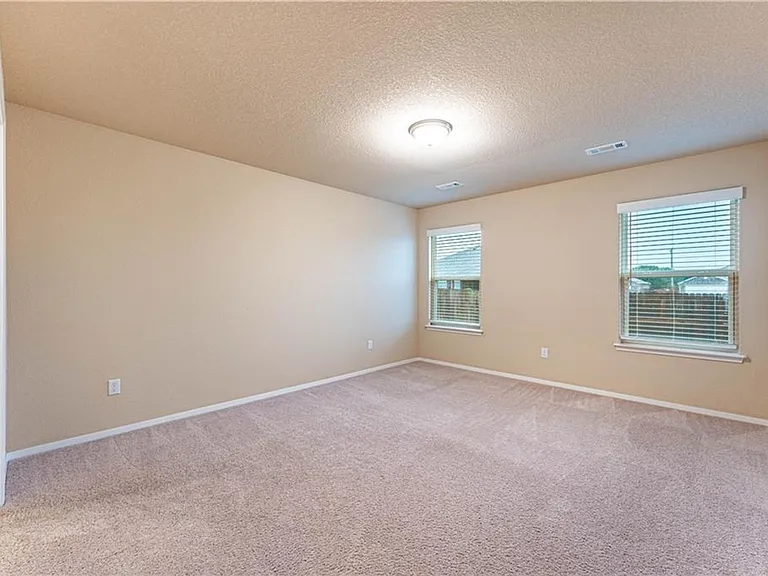 6702 SW Pilgrim Rd — Photo 13