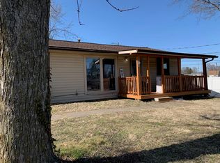 707 Old Woodlawn Ave, O'Fallon, MO 63366