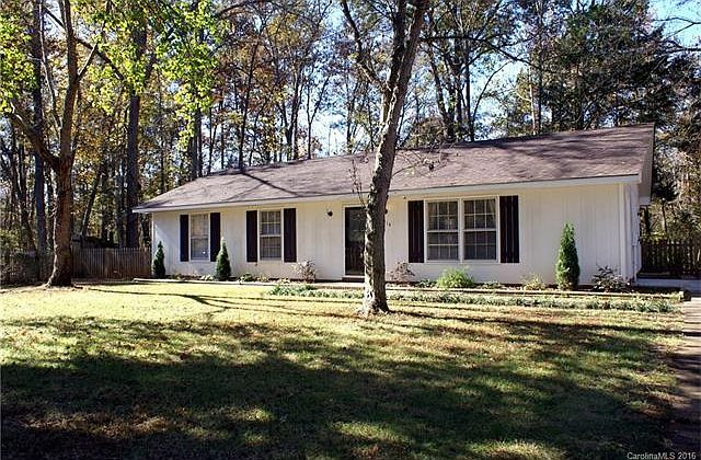 1st image of 8214 Willowlake Ct