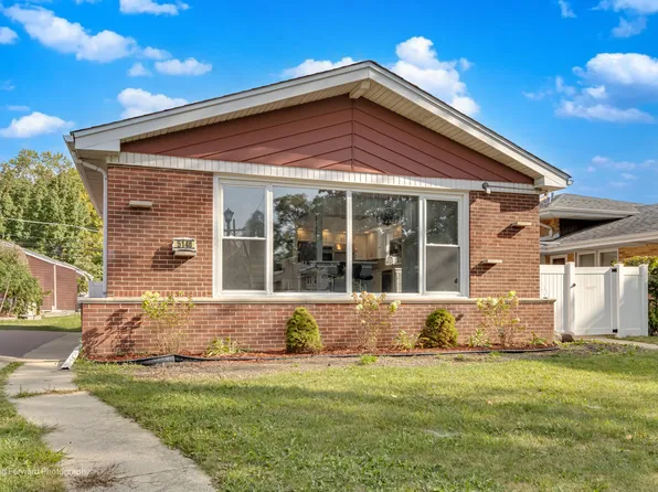 5148 Coyle Ave, Skokie, IL 60077