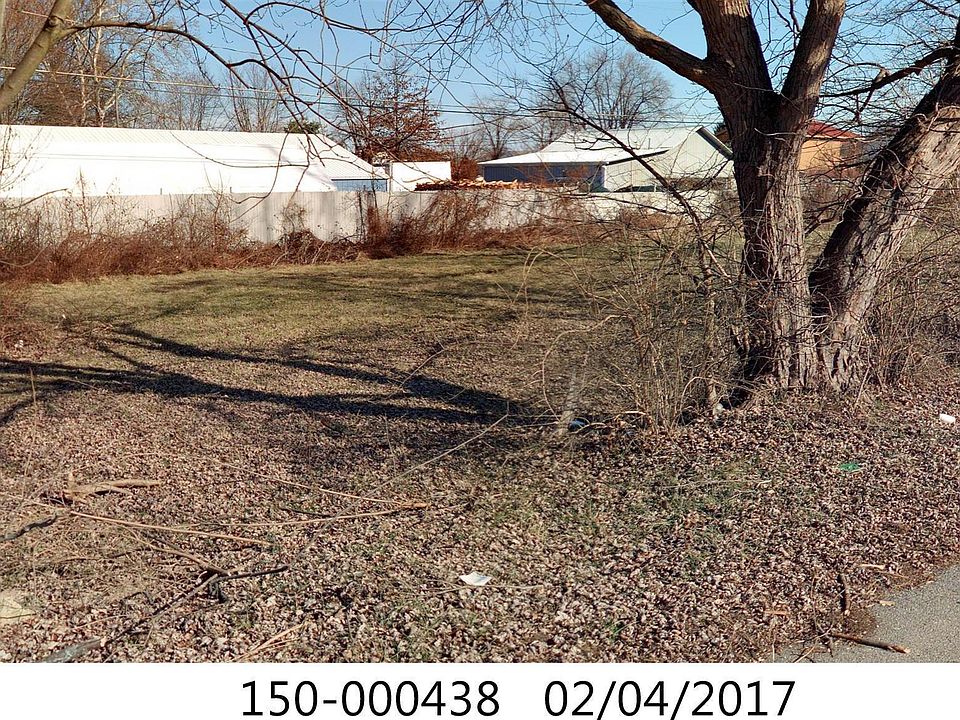1st image of 1096 Meadow Ln