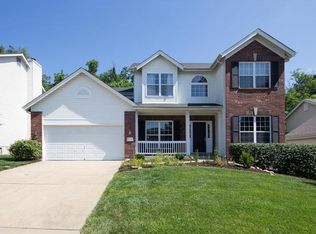 17368 Hilltop Ridge Dr, Eureka, MO