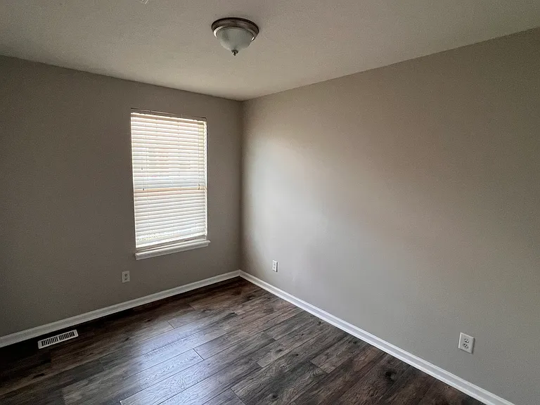 12721 Tamworth Dr — Photo 25