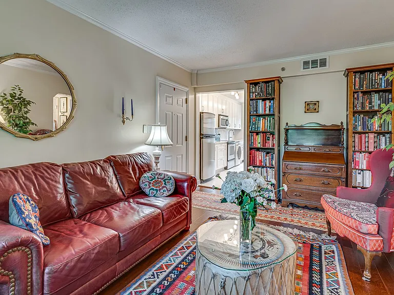 600 Bashford Ln #2333 — Photo 4