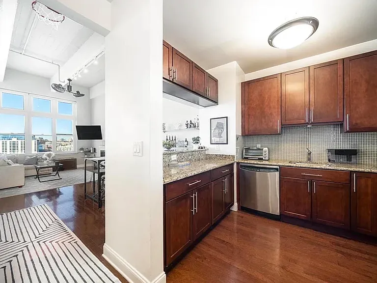 1500 Washington St #7P — Photo 6