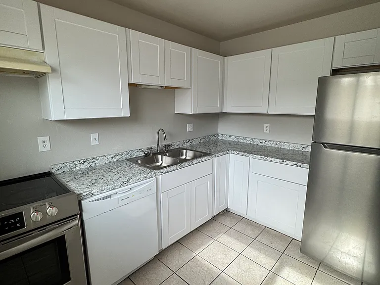 2463 Astrozon Cir #2463 — Photo 3