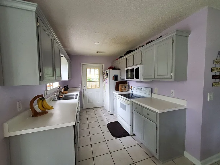 519 Bowie Dr — Photo 5