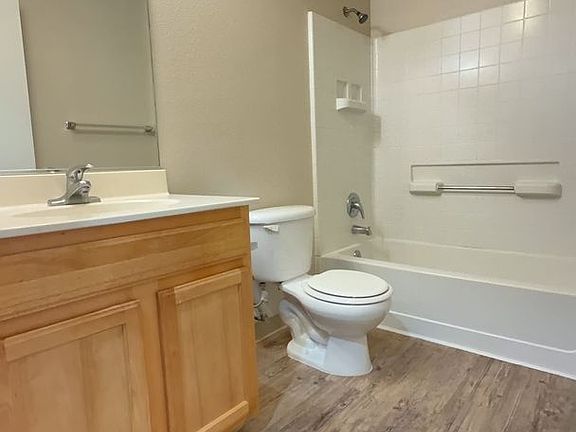 4th image of 3703 Compass Pointe Ave