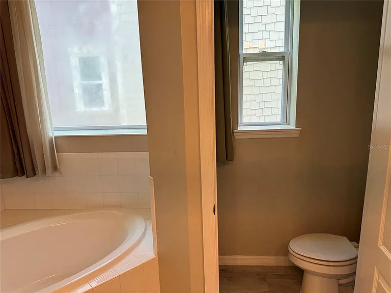 5912 Village Center Dr — Photo 13