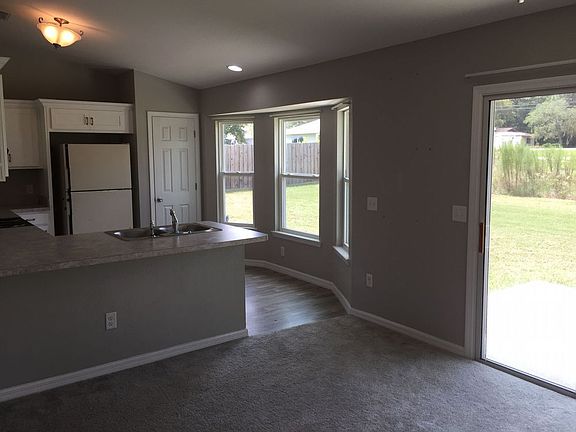 5th image of 12300 SE 100th Ct