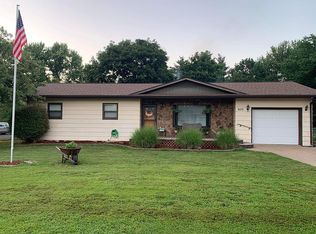 600 Ryan Ave, Monett, MO 65708