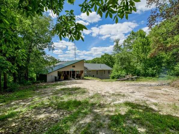 S1036 West Dutch Hollow Road, La Valle, WI 53941