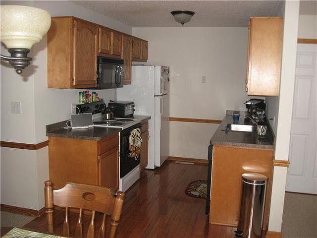 2nd image of 3278 Millersport Hwy APT 1