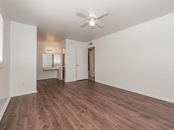 2nd image of 6682 N 43rd Ave