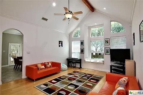 4th image of 2106 Canyon Springs Dr