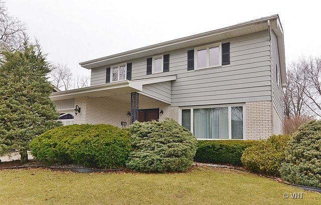 1st image of 1214 Heather Hill Cres