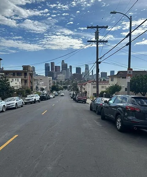 943 Centennial St — Photo 3