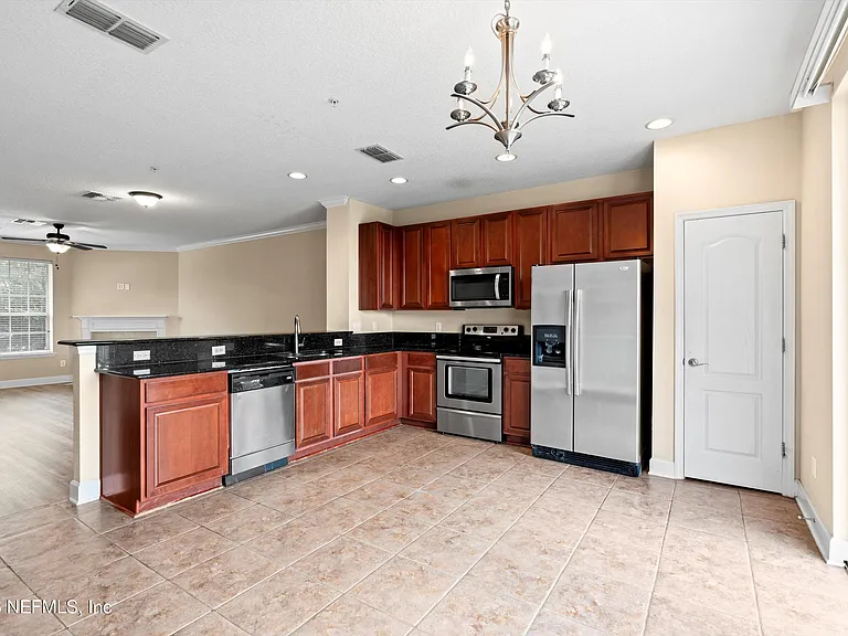 4368 Ellipse Dr — Photo 10
