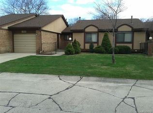 11808 Hawaii Dr, Warren, MI 48093