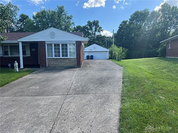 2nd image of 5701 Sparkhill Dr