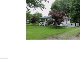 6899 Gay Ave, Andover, OH 44003
