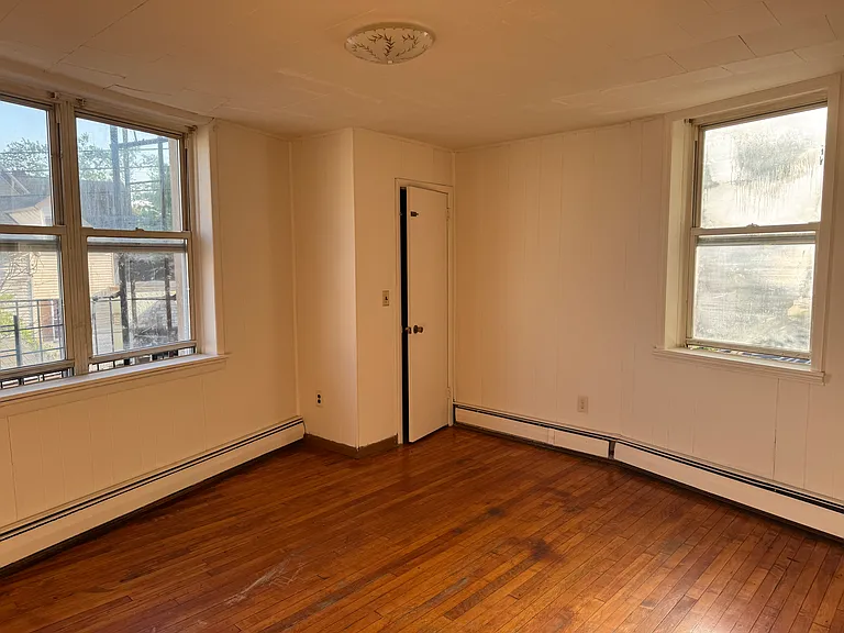 283 Van Duzer St #2 — Photo 15