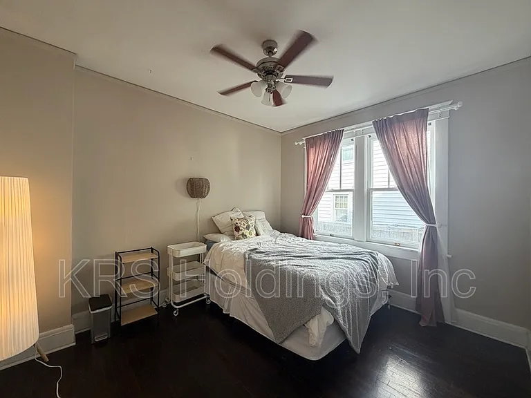 212 Maryland Ave — Photo 6