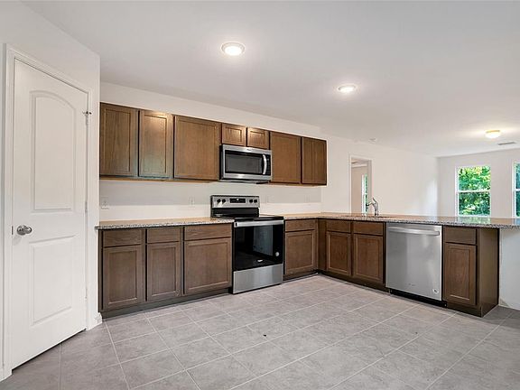 3rd image of 24612 Darkwood Ct