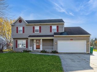 288 Cecelia Dr, Galesburg, IL 61401